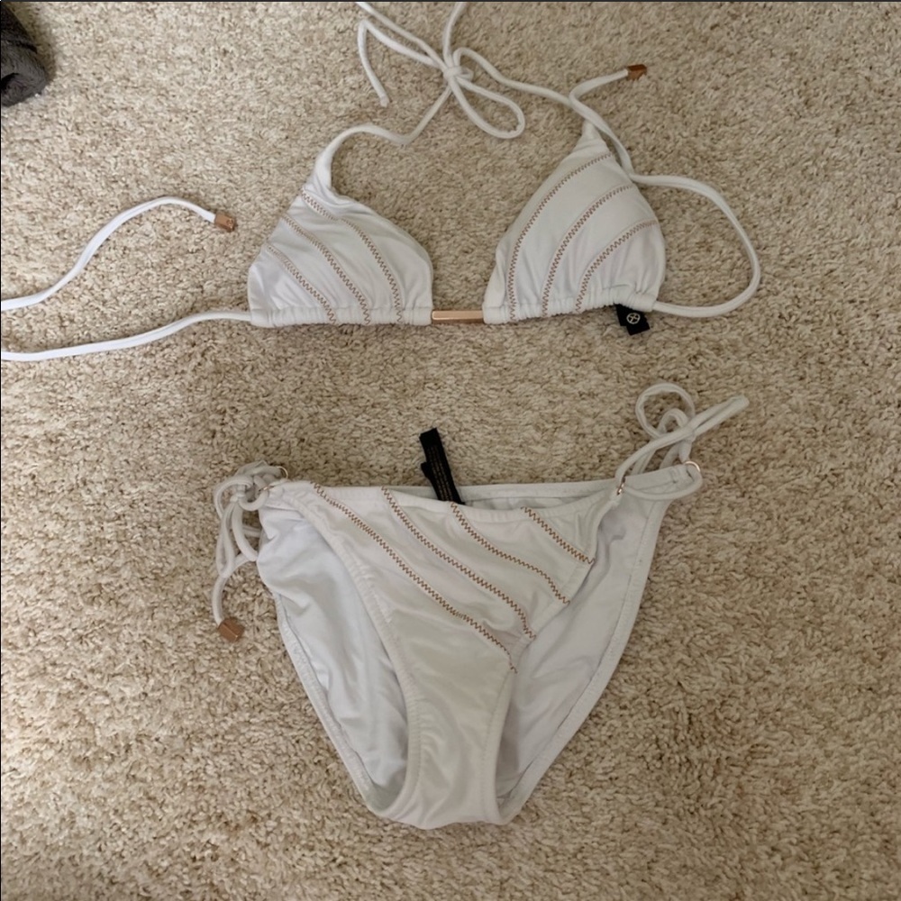 Vix bathing suit medium top small bottom